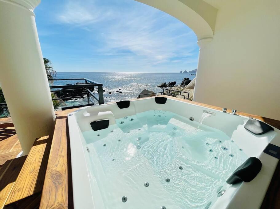 卡波圣卢卡斯Beach Front Casa Bruma Jacuzzi With Massage别墅 外观 照片